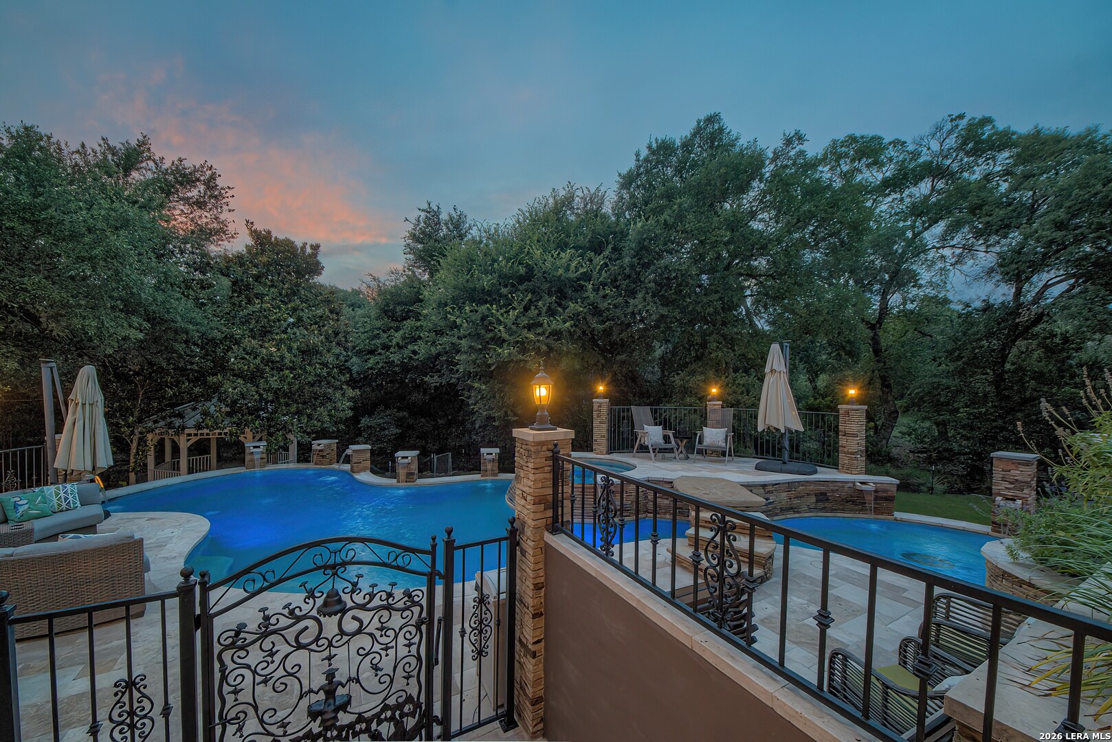 613 N Rolling View San Antonio TX 78253