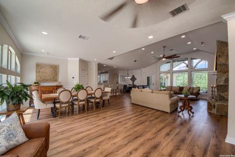 613 N Rolling View San Antonio TX 78253