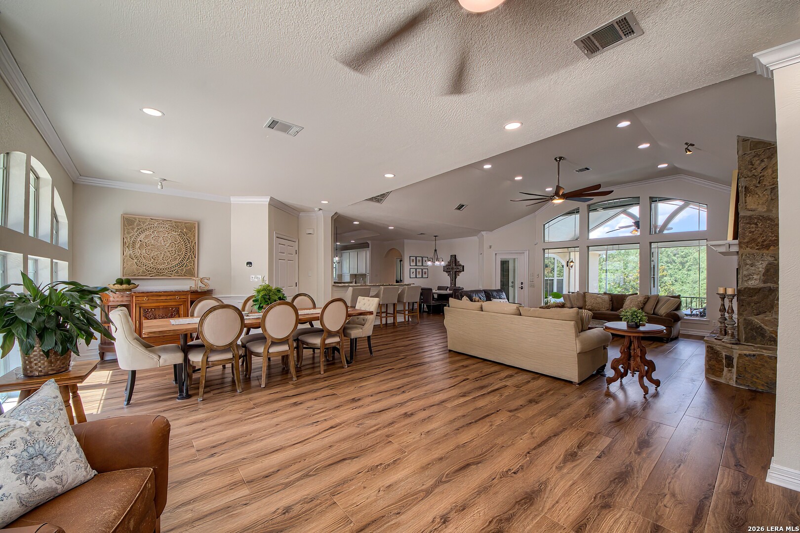 613 N Rolling View San Antonio TX 78253