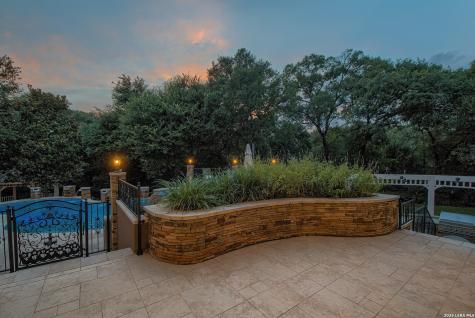 613 N Rolling View San Antonio TX 78253