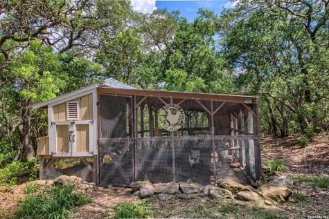 613 N Rolling View San Antonio TX 78253