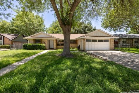 953 Lazy Trail New Braunfels TX 78130