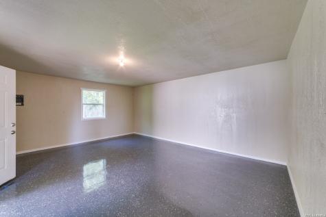 651 N San Augustine Avenue San Antonio TX 78228