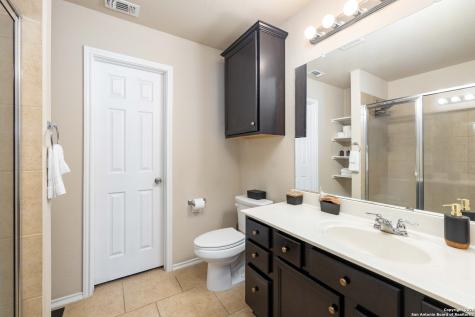 11515 N Peak San Antonio TX 78245