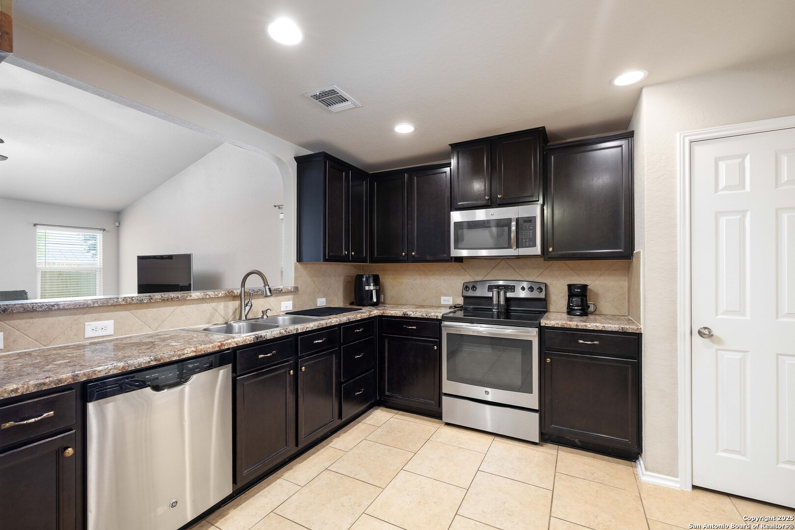 11515 N Peak San Antonio TX 78245