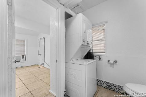 373 Avenue I Poteet TX 78065