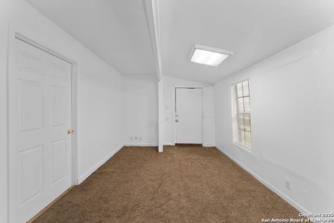 373 Avenue I Poteet TX 78065