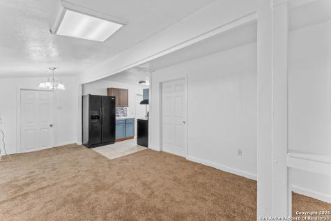 373 Avenue I Poteet TX 78065
