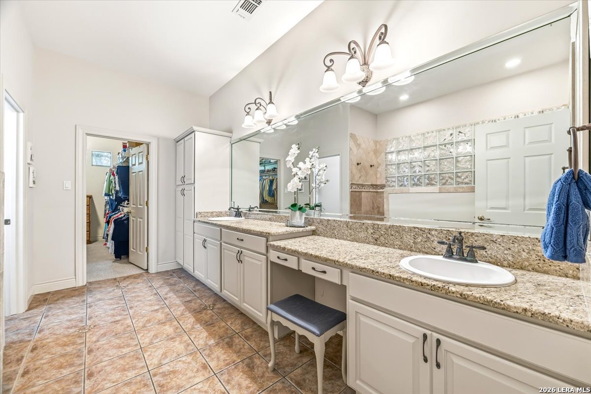 1826 Slumber Pass San Antonio TX 78260