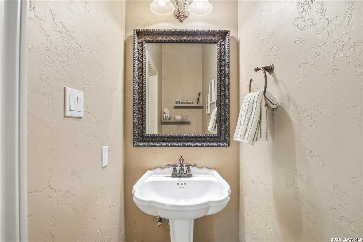 1826 Slumber Pass San Antonio TX 78260