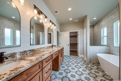 116 Hondo Ridge Drive La Vernia TX 78121