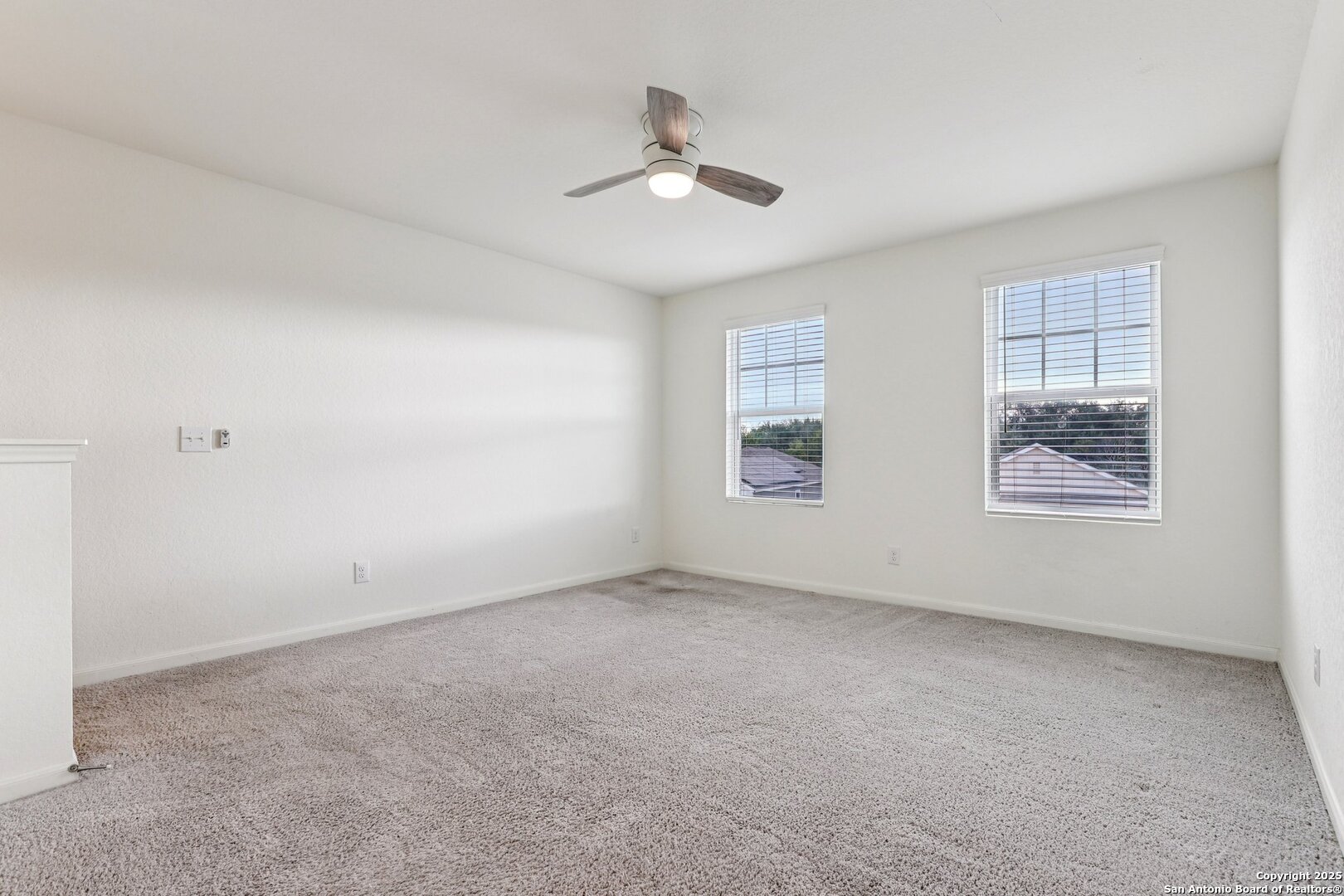 5621 Pearl Meadow Converse TX 78109
