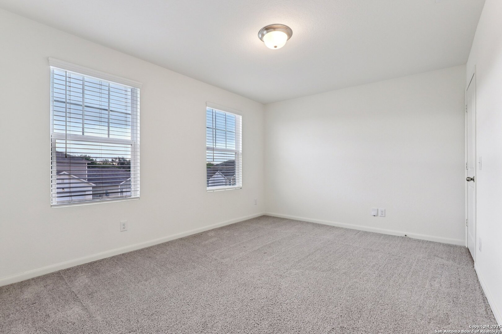 5621 Pearl Meadow Converse TX 78109