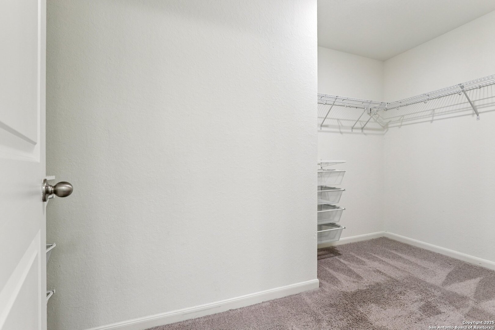 5621 Pearl Meadow Converse TX 78109