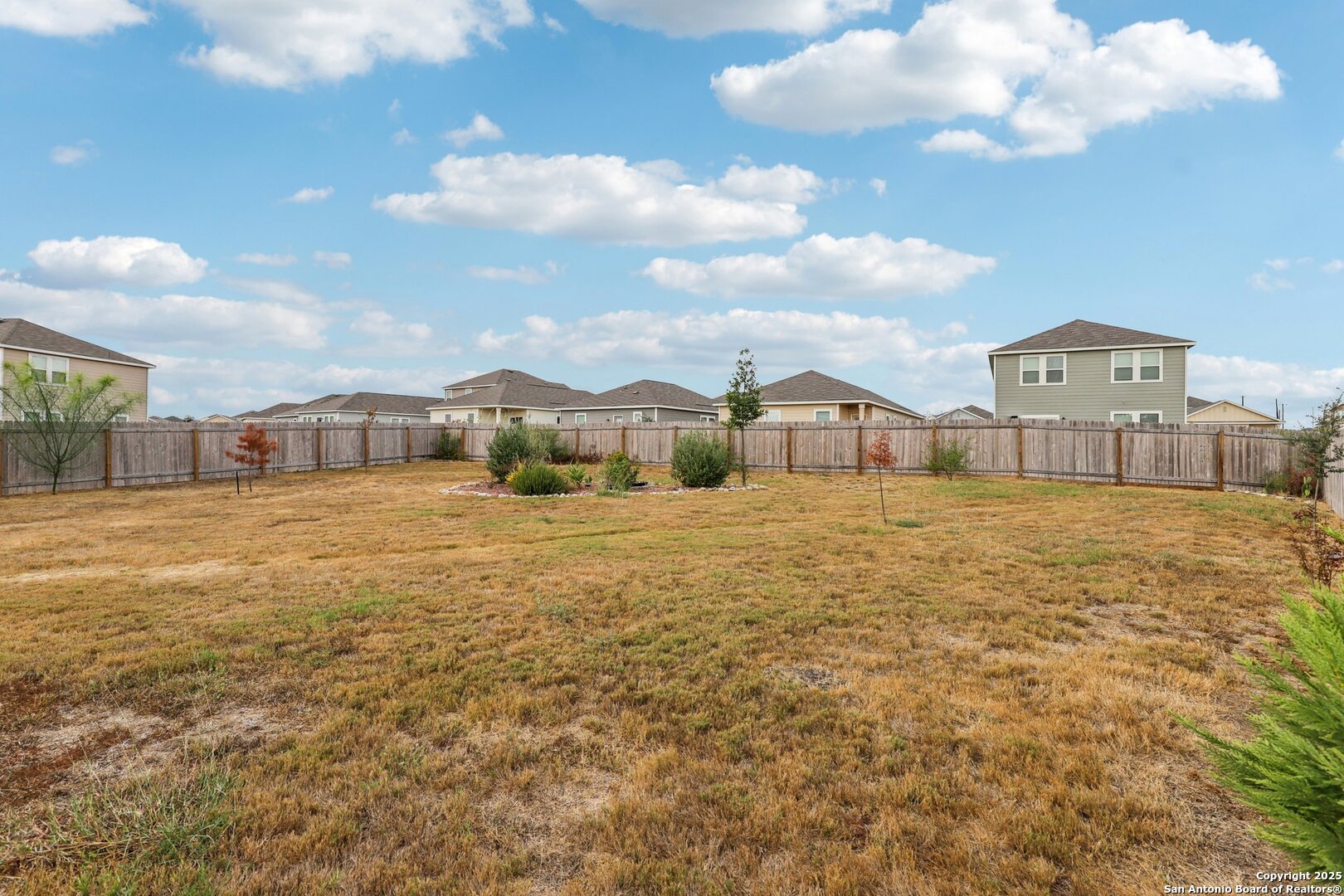5621 Pearl Meadow Converse TX 78109