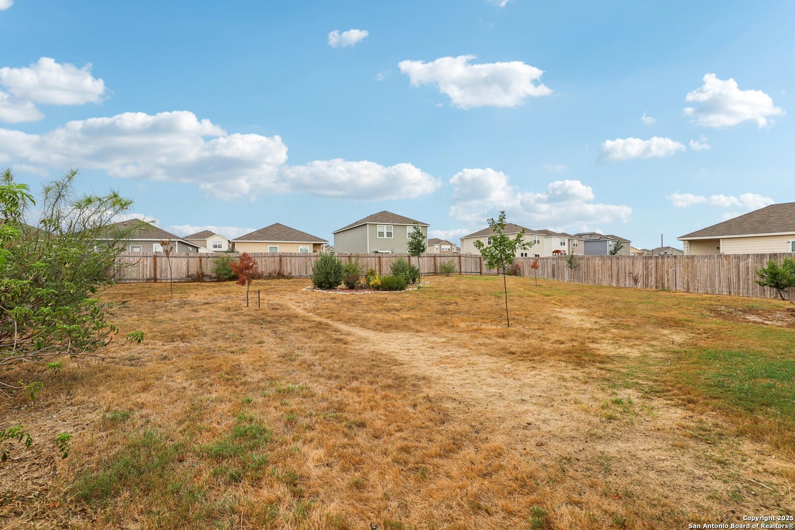 5621 Pearl Meadow Converse TX 78109