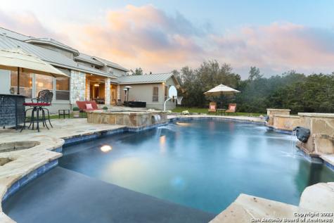 72 Sendero Verde San Antonio TX 78261
