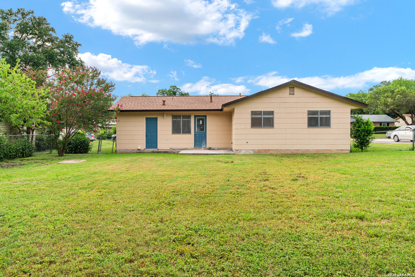 212 Avenue F Converse TX 78109