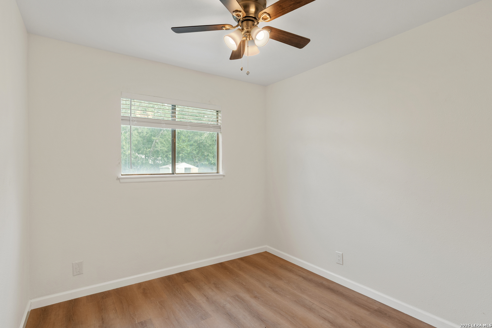212 Avenue F Converse TX 78109