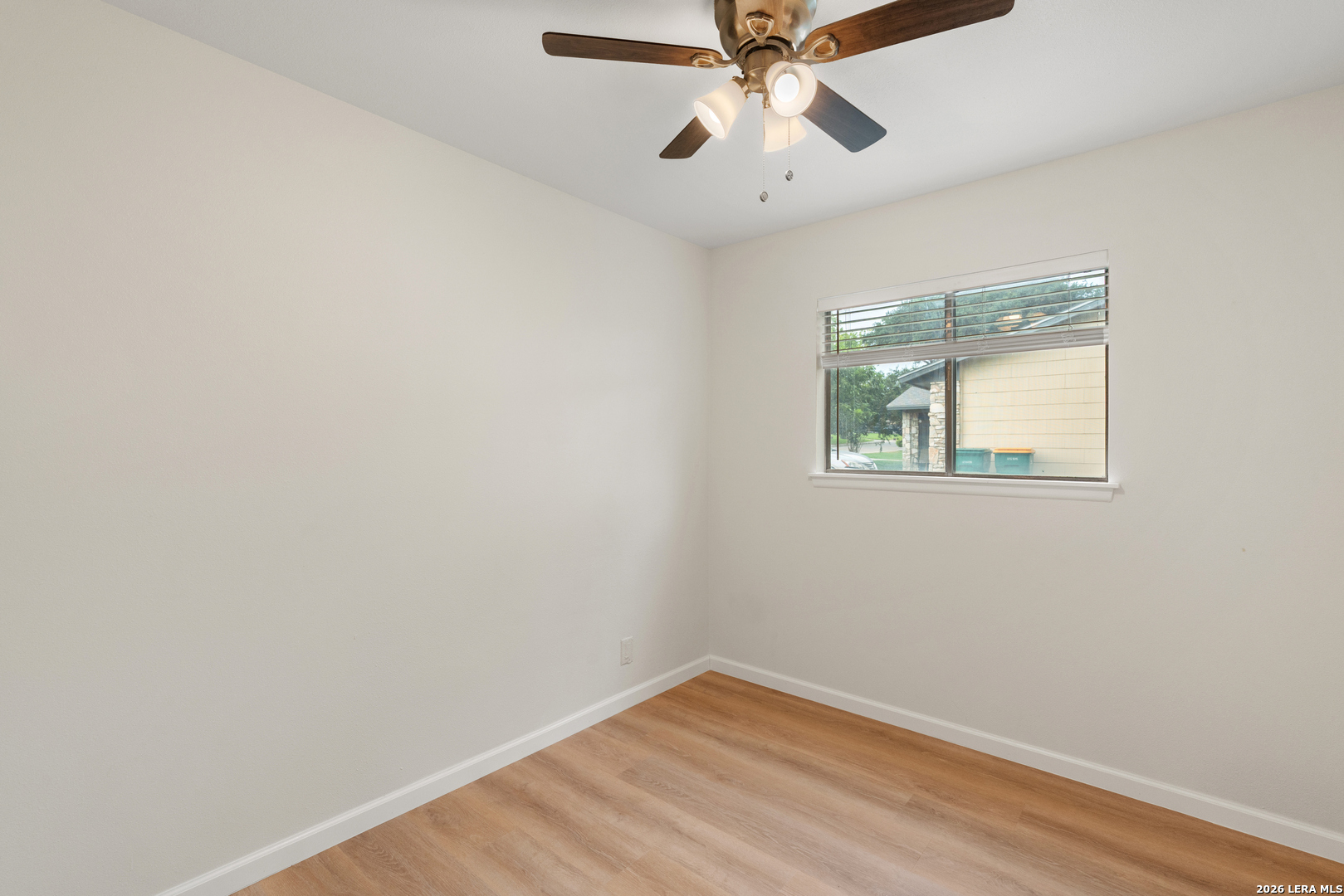 212 Avenue F Converse TX 78109