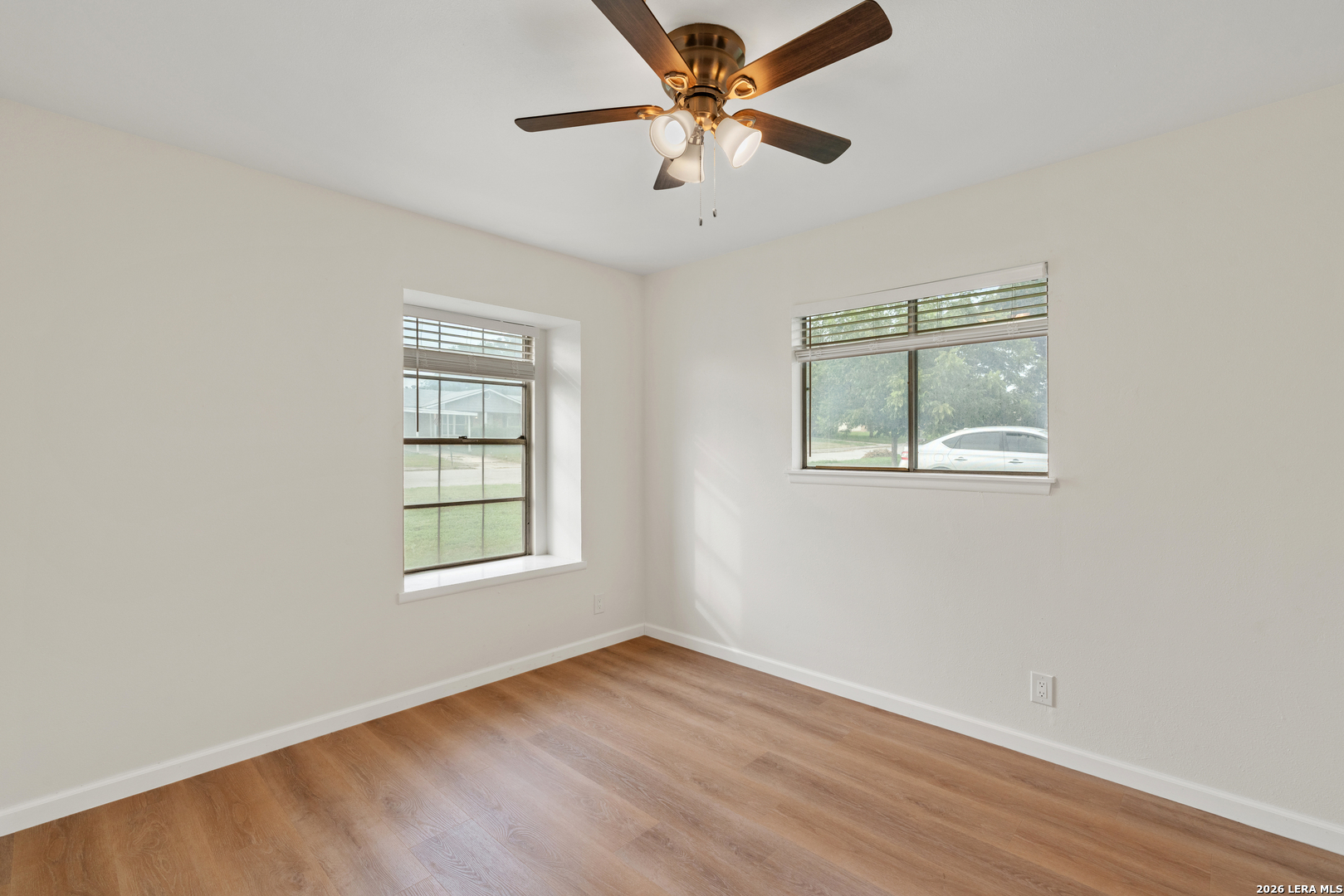 212 Avenue F Converse TX 78109