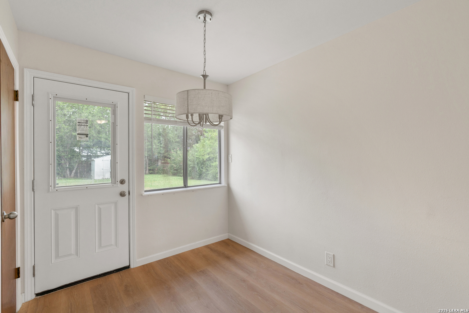 212 Avenue F Converse TX 78109