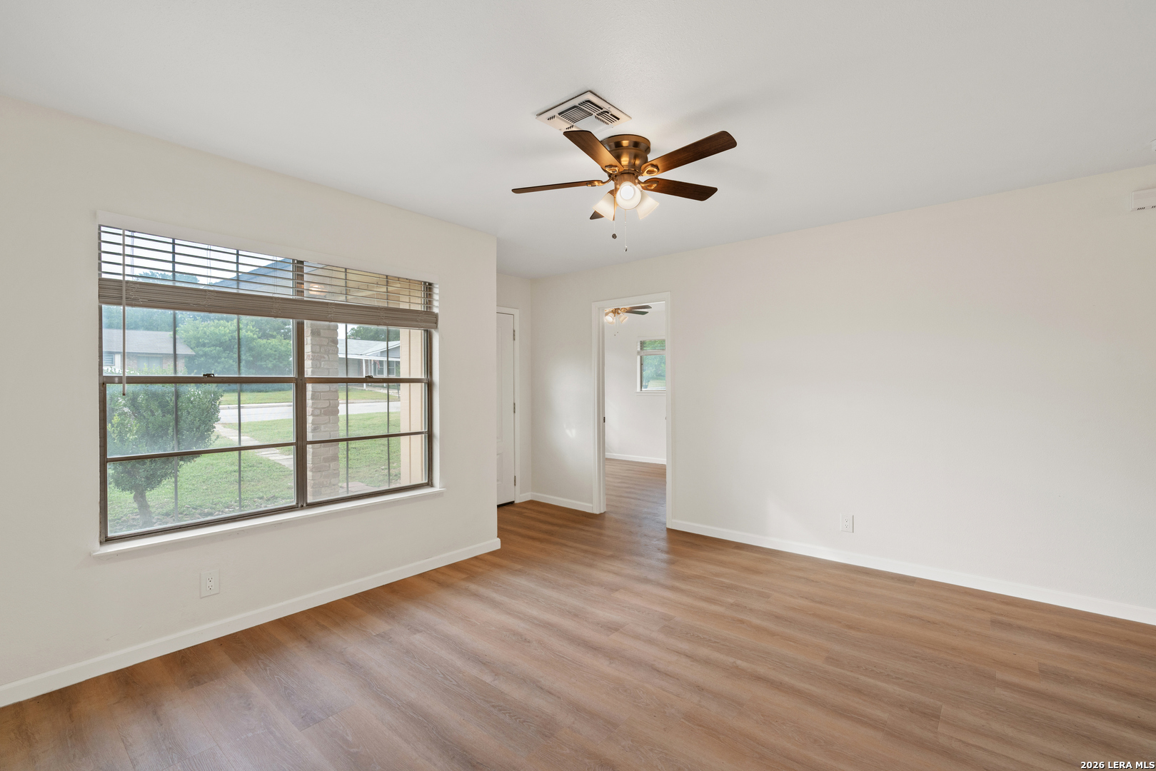 212 Avenue F Converse TX 78109