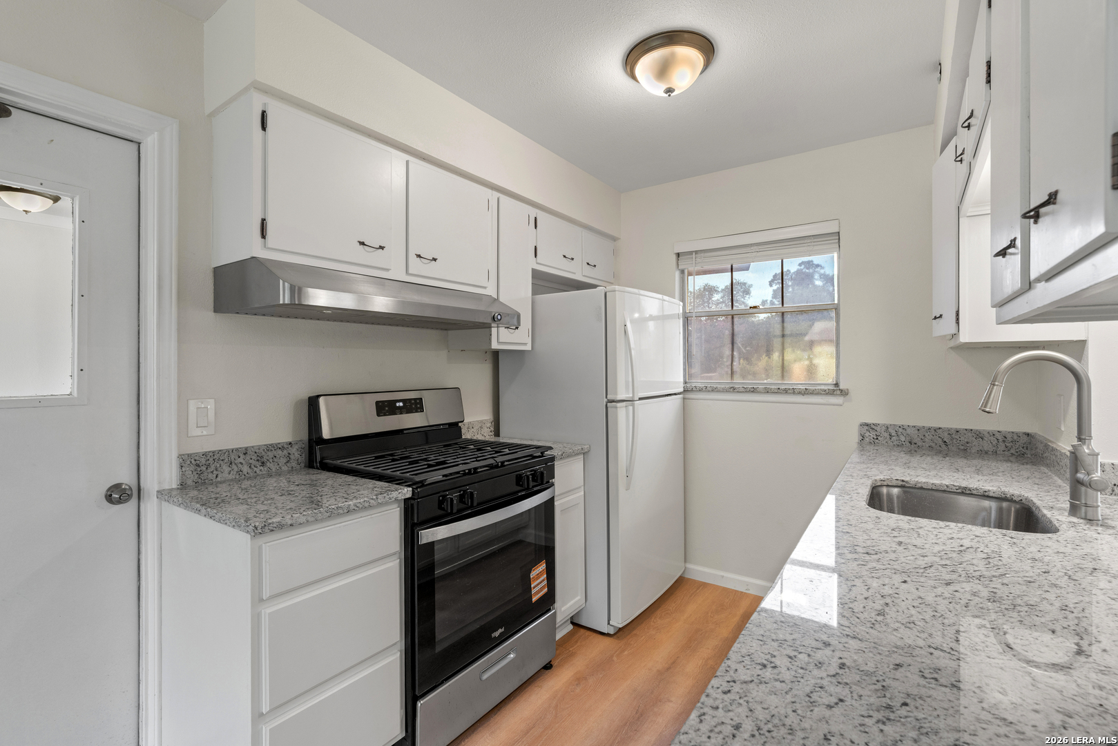 212 Avenue F Converse TX 78109