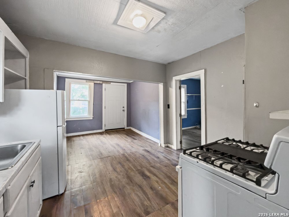 2407 San Fernando San Antonio TX 78207