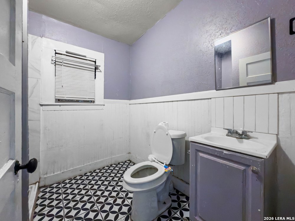 2407 San Fernando San Antonio TX 78207
