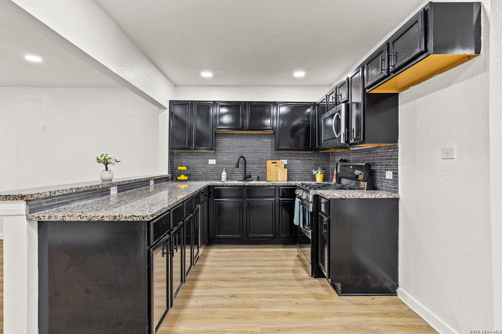 1031 Thorain San Antonio TX 78201
