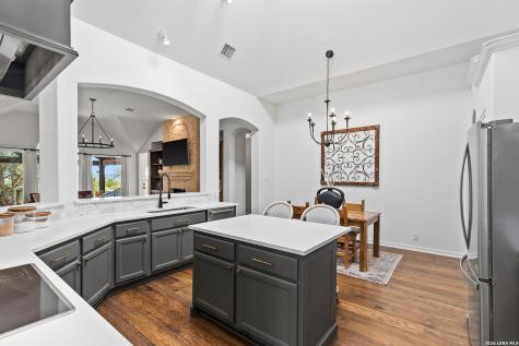 8935 Woodland Pass Boerne TX 78006