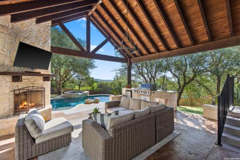 8935 Woodland Pass Boerne TX 78006
