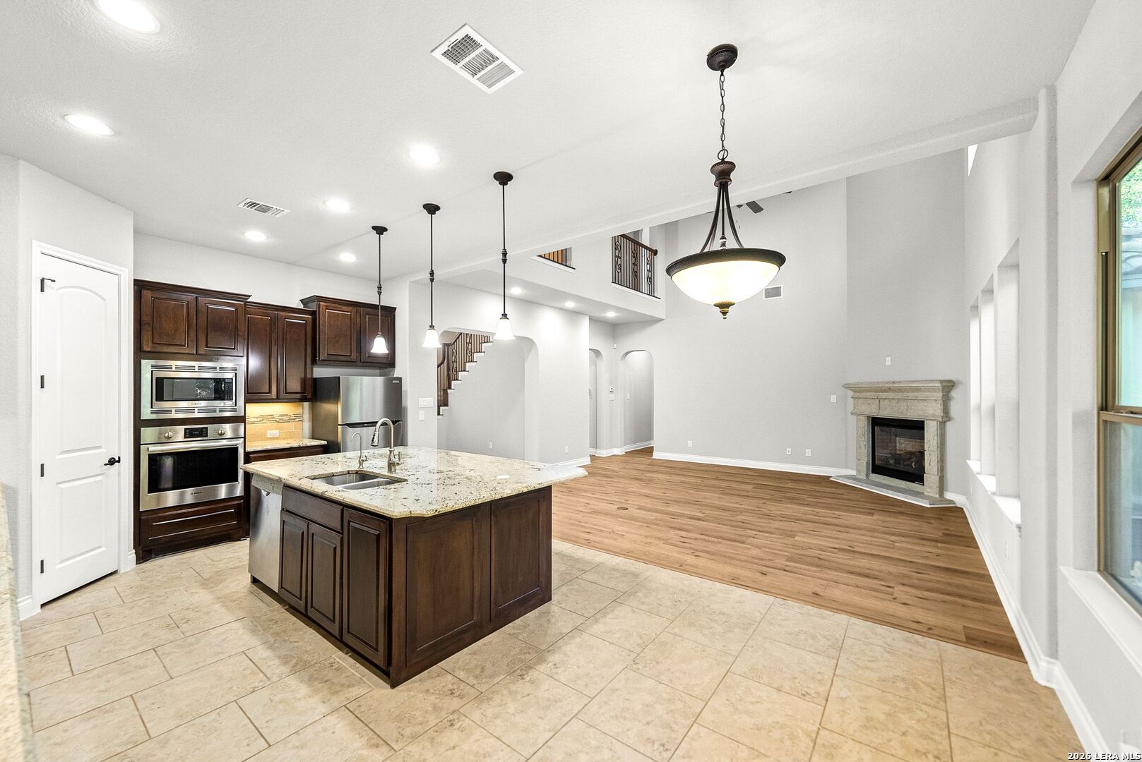 25207 Estancia Cir, San Antonio TX 78260
