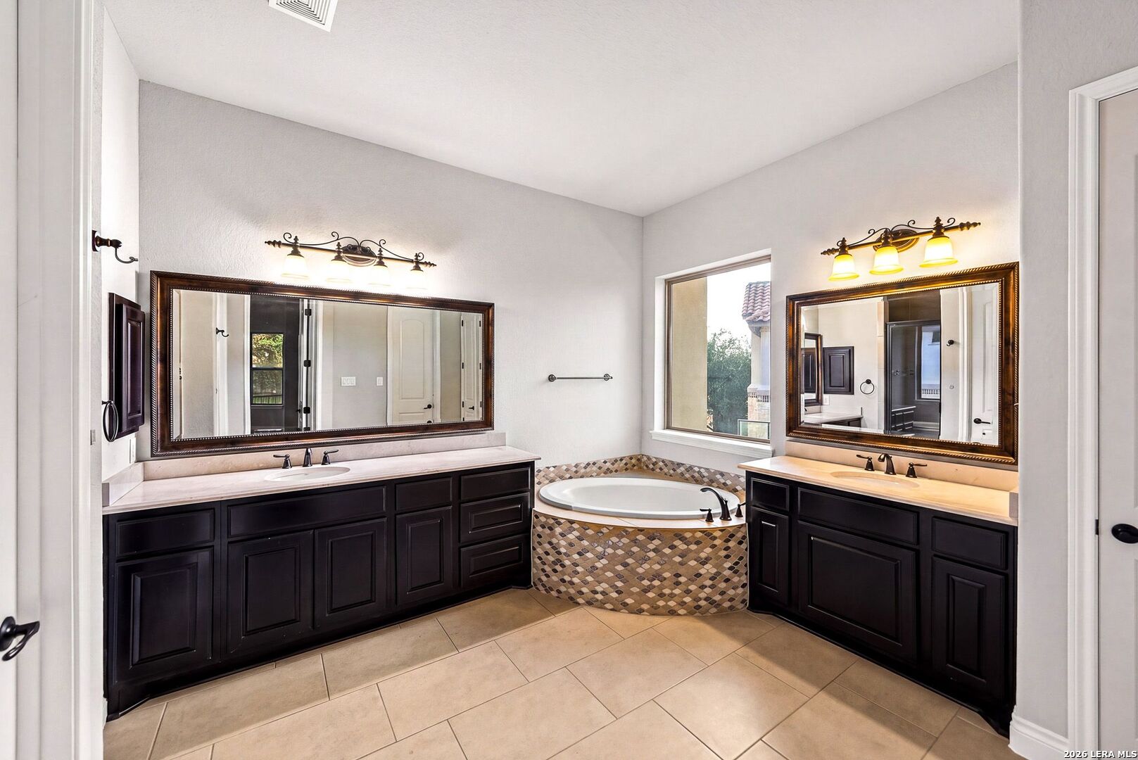 25207 Estancia Cir, San Antonio TX 78260