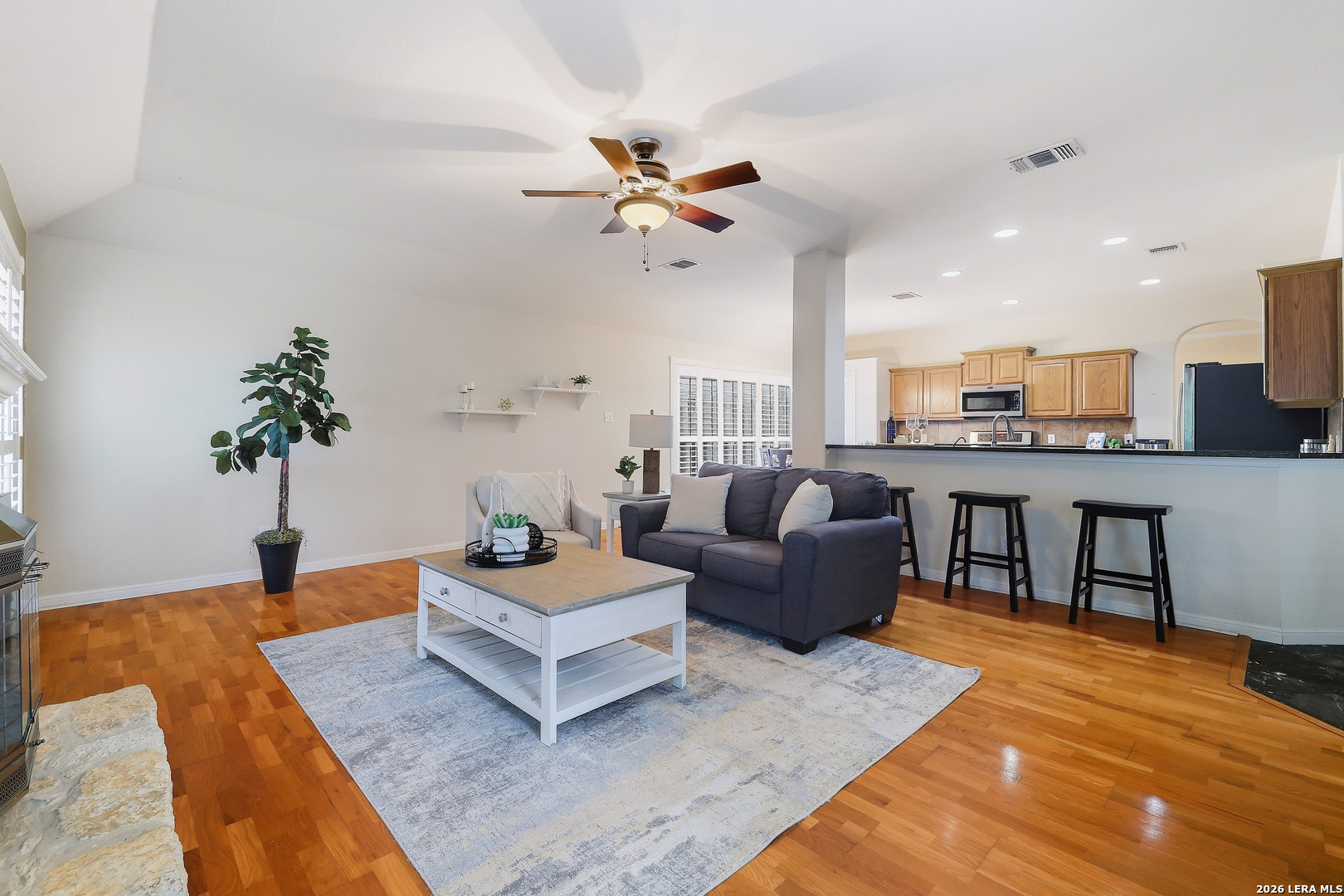 9216 Mccafferty Drive Helotes TX 78023