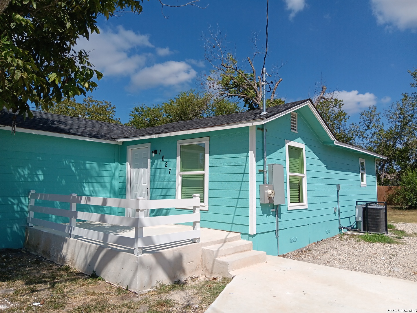1627 San Rafael Street San Antonio TX 78214