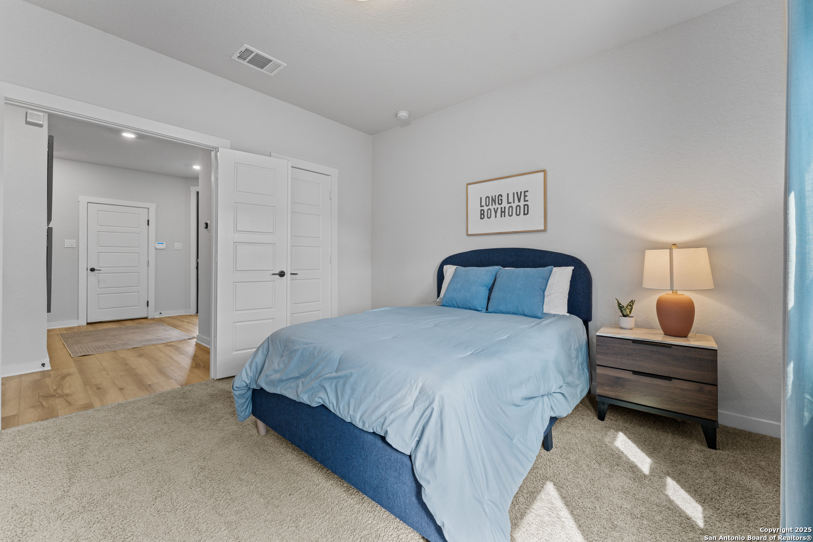 5843 Whitby Road #6 San Antonio TX 78240