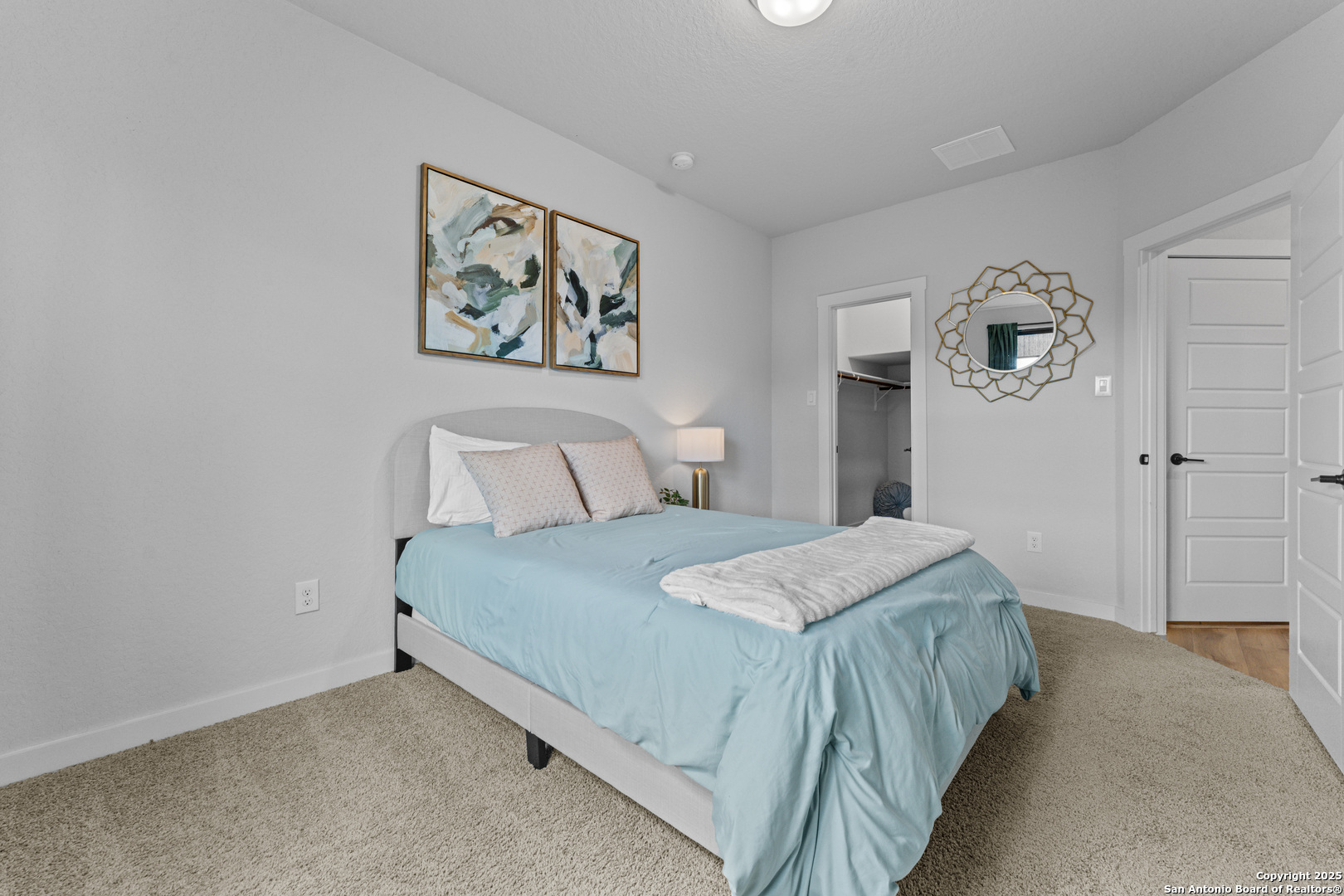 5843 Whitby Road #6 San Antonio TX 78240
