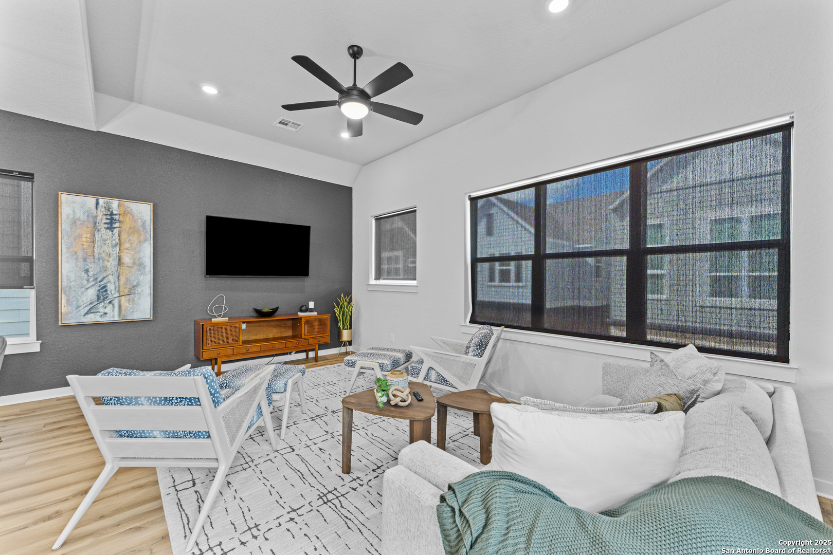 5843 Whitby Road #6 San Antonio TX 78240