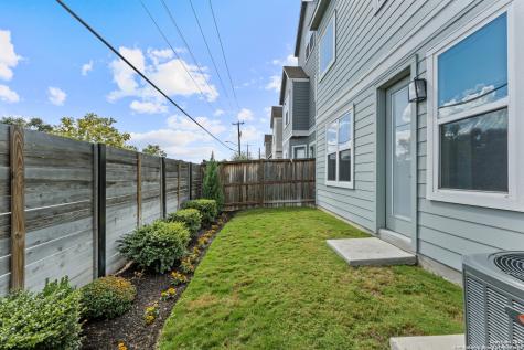 5843 Whitby Road #6 San Antonio TX 78240