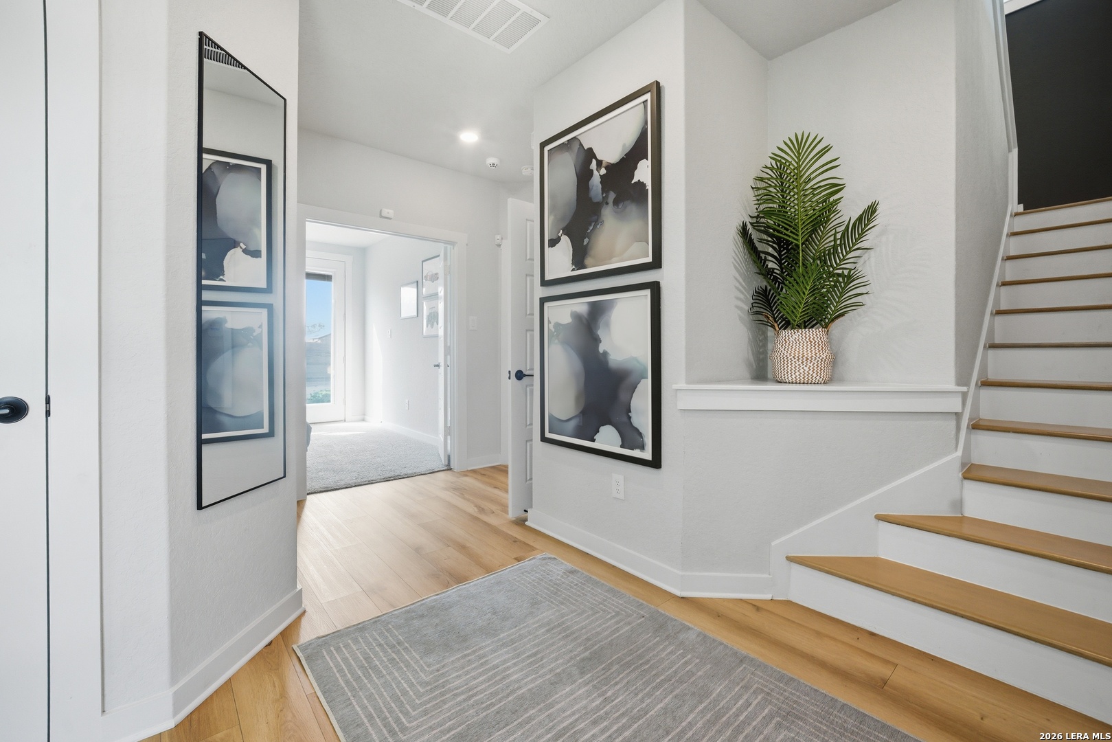 5843 Whitby Road #6 San Antonio TX 78240