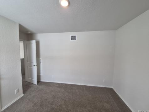 465 Middle Green Loop Floresville TX 78114