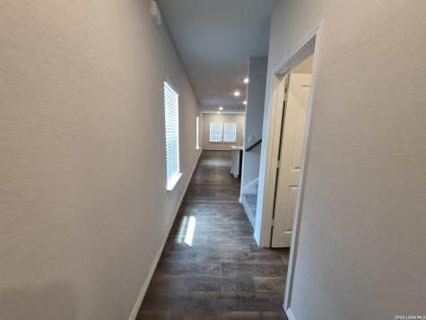 465 Middle Green Loop Floresville TX 78114