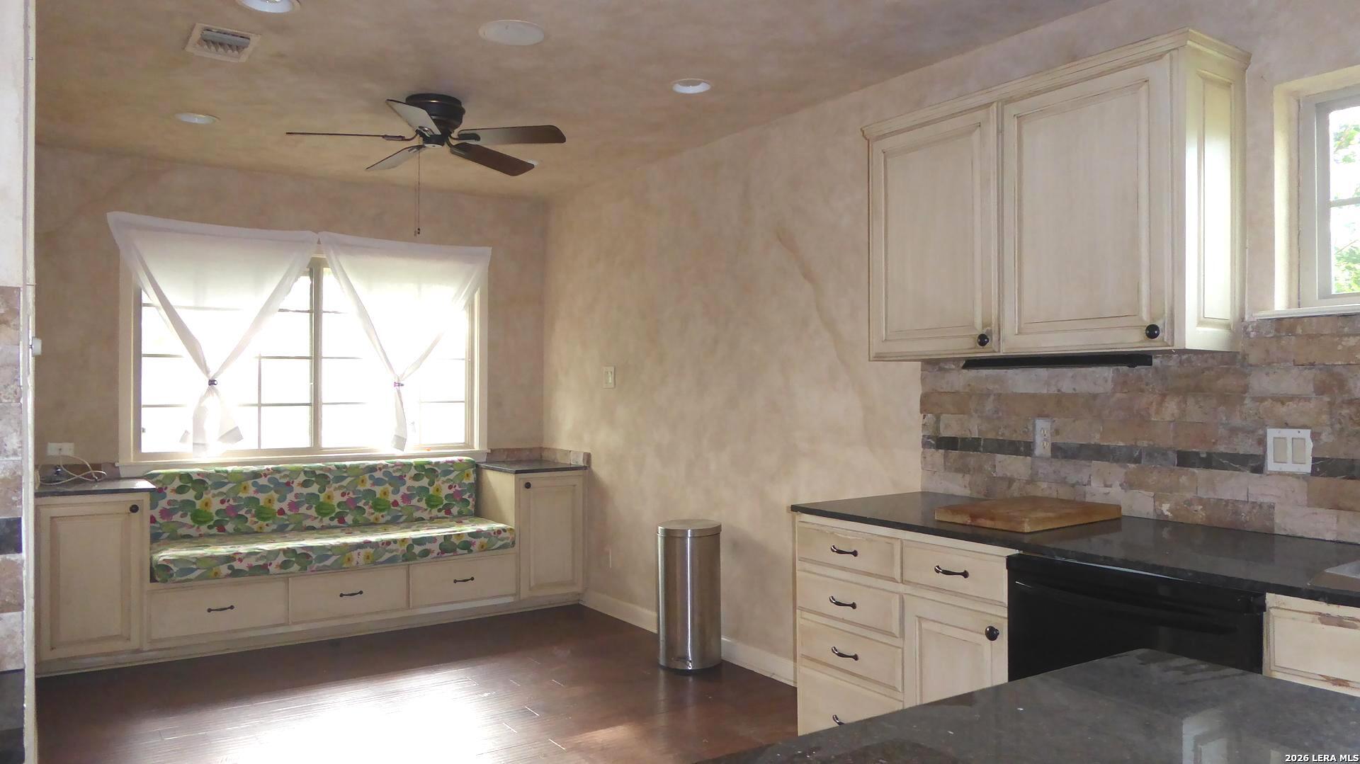 124 Harriet Drive San Antonio TX 78216