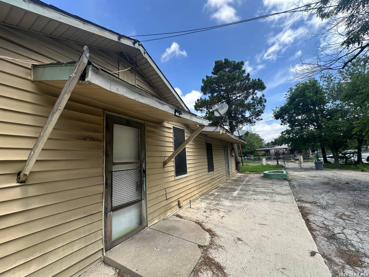 1408 W Gerald Avenue San Antonio TX 78211