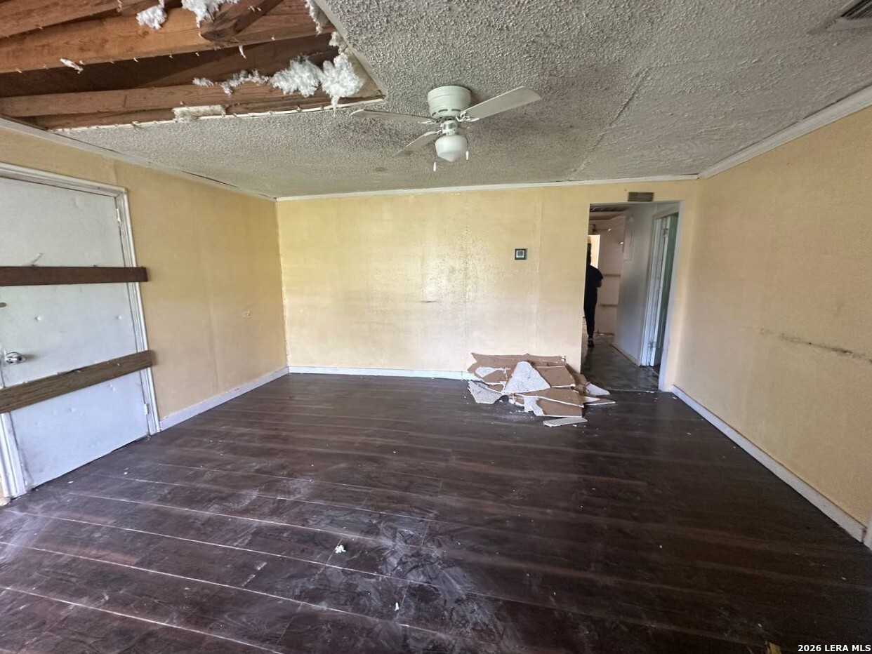 1408 W Gerald Avenue San Antonio TX 78211