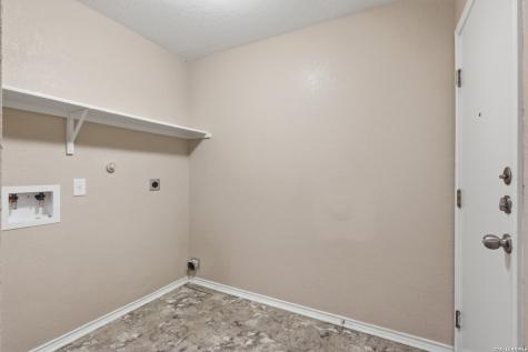 818 Three Wood Way San Antonio TX 78221
