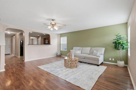 818 Three Wood Way San Antonio TX 78221