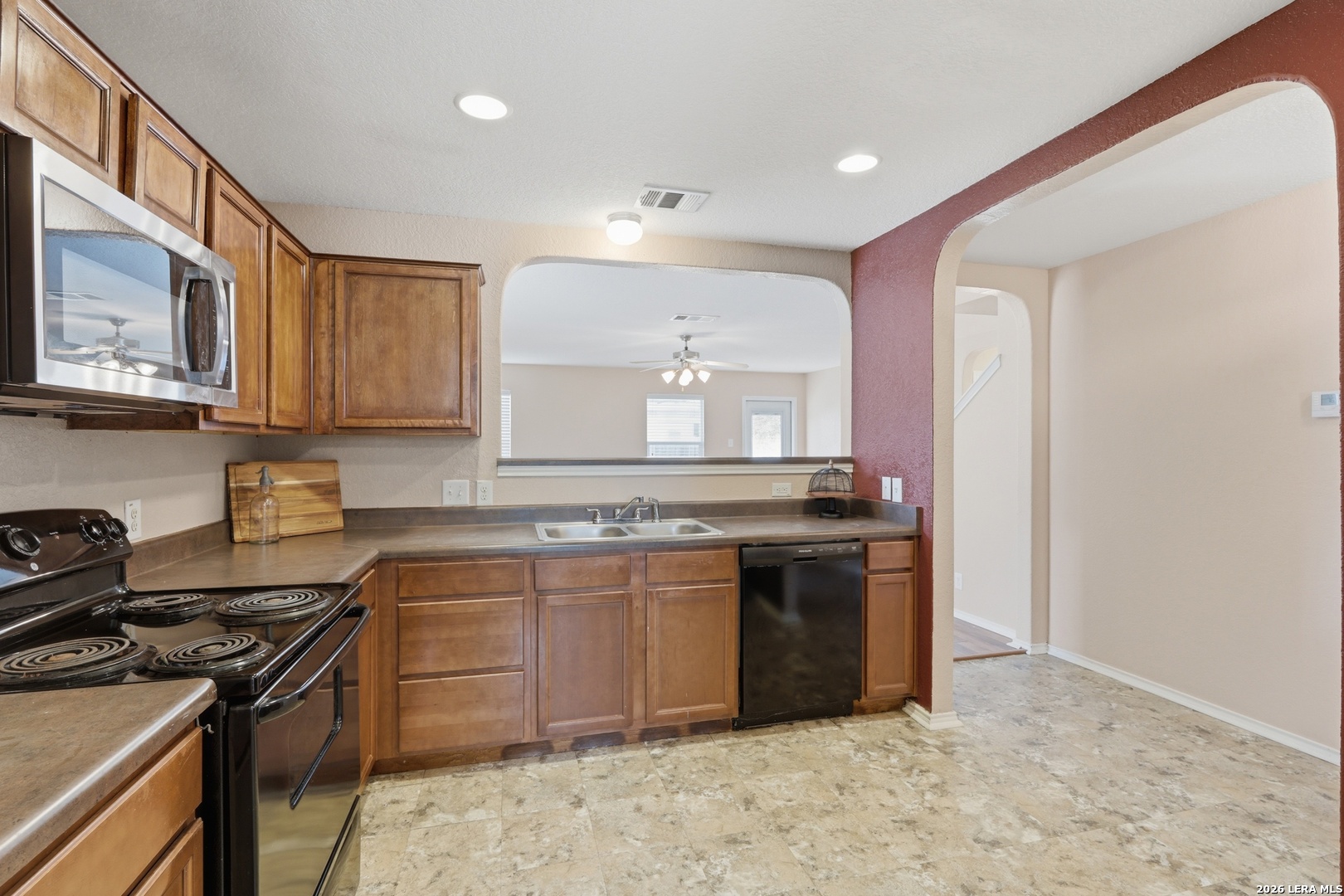 818 Three Wood Way San Antonio TX 78221